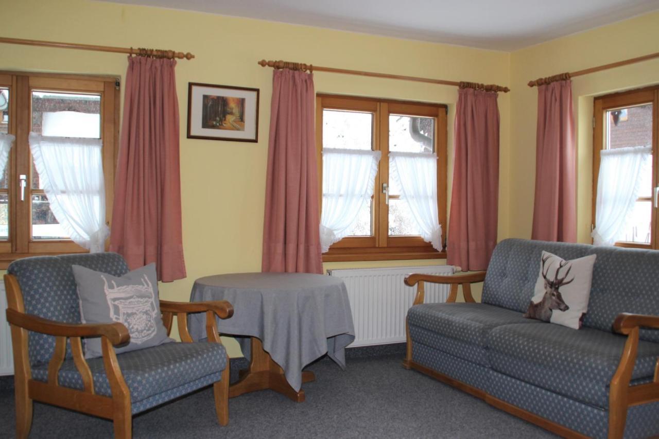 Haus & Heim Ferienwohnung Oberstdorf Esterno foto