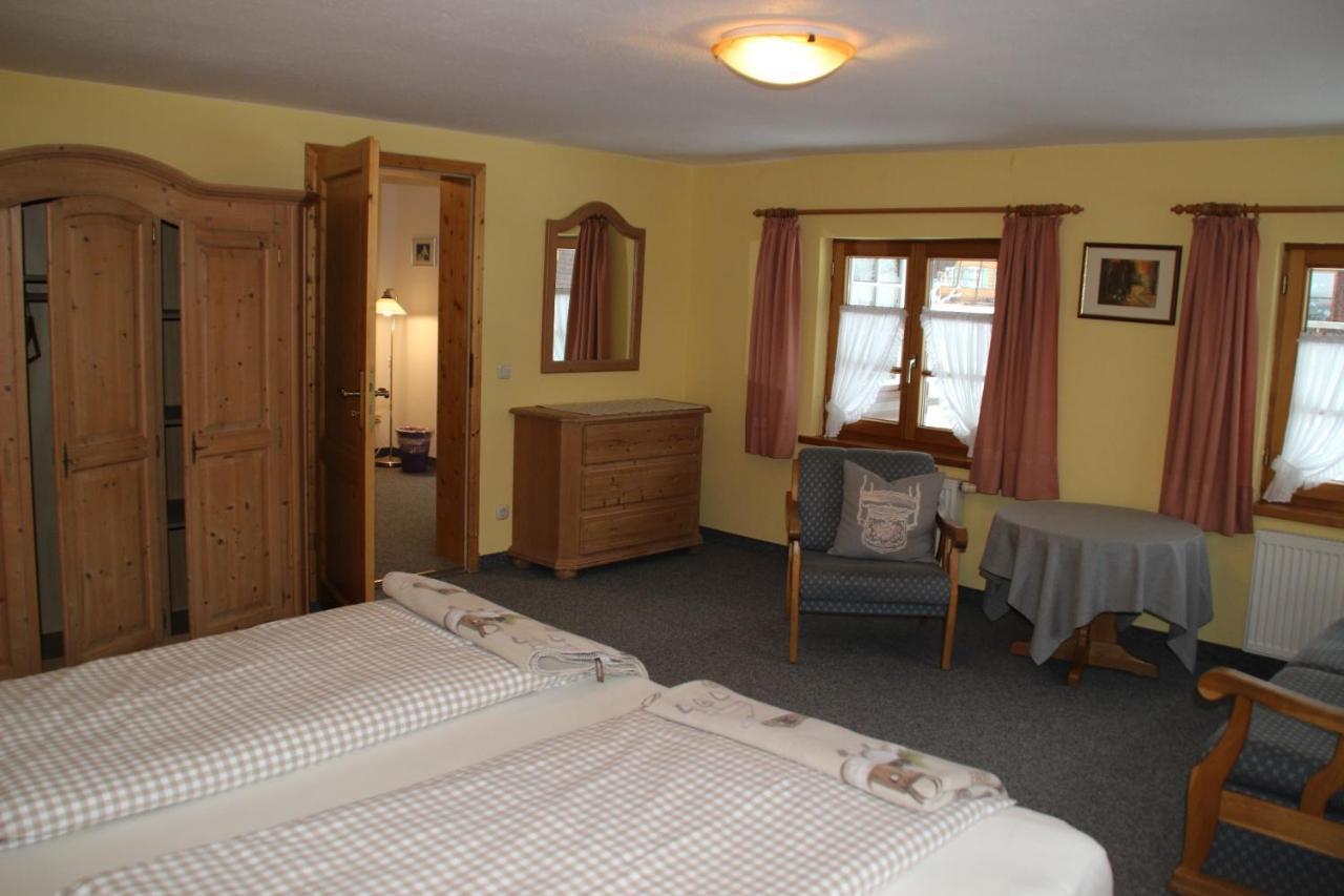 Haus & Heim Ferienwohnung Oberstdorf Esterno foto