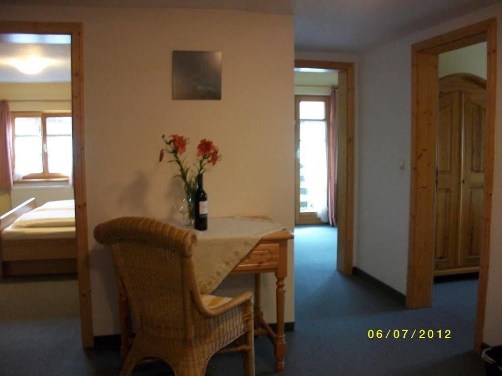 Haus & Heim Ferienwohnung Oberstdorf Esterno foto